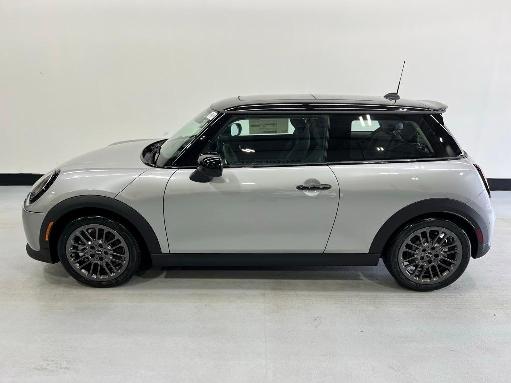 used 2025 MINI Hardtop car, priced at $35,745