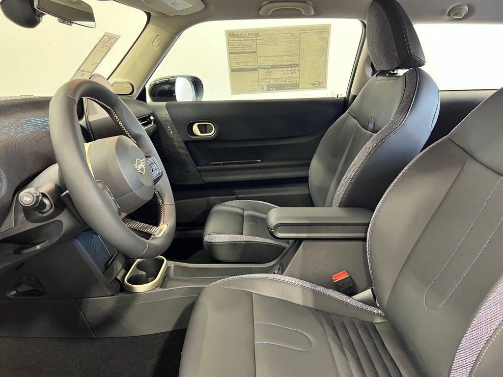 used 2025 MINI Hardtop car, priced at $29,998