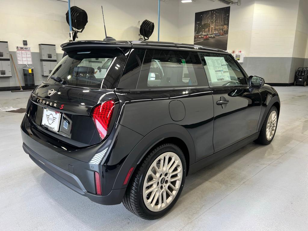 used 2025 MINI Hardtop car, priced at $38,445