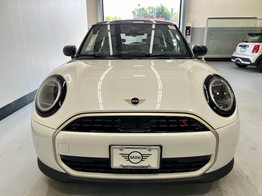 new 2025 MINI Hardtop car, priced at $35,745