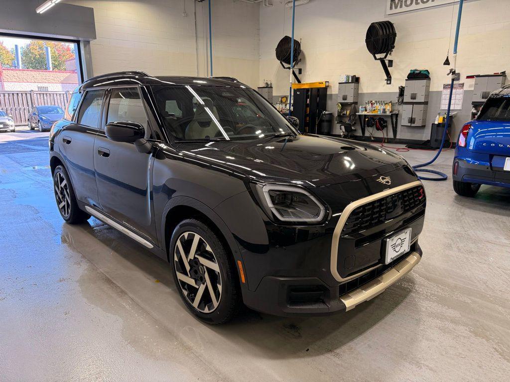 new 2025 MINI Countryman car, priced at $40,675