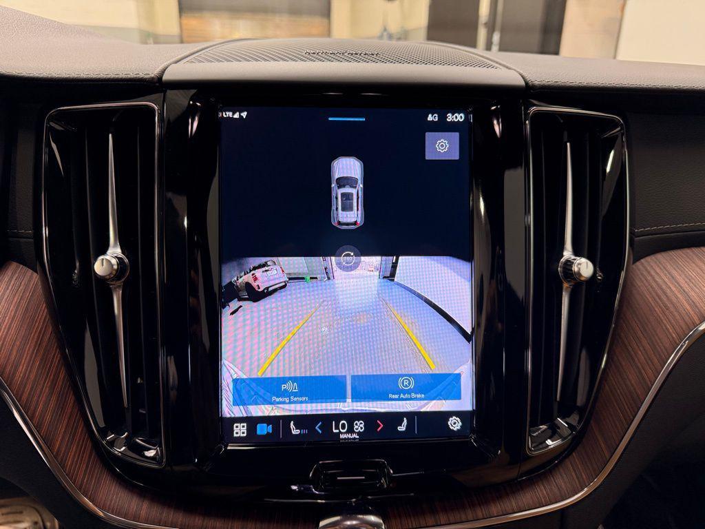 used 2024 Volvo XC60 Recharge Plug-In Hybrid car, priced at $52,499