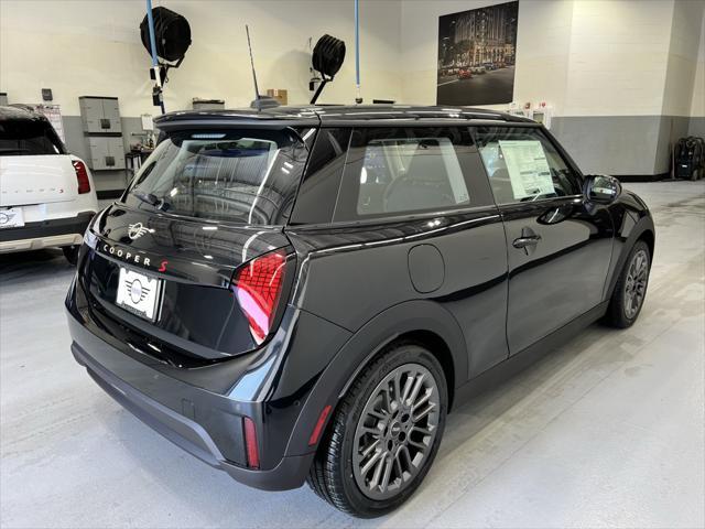 used 2025 MINI Hardtop car, priced at $32,095