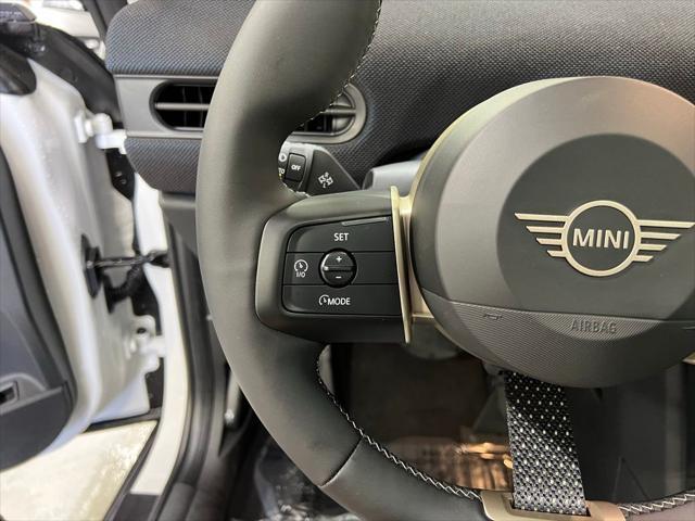 new 2025 MINI Hardtop car, priced at $37,630