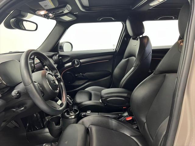 used 2022 MINI Hardtop car, priced at $23,400
