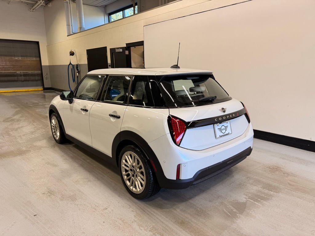 new 2025 MINI Hardtop car, priced at $37,110