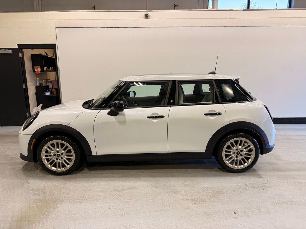 new 2025 MINI Hardtop car, priced at $37,110