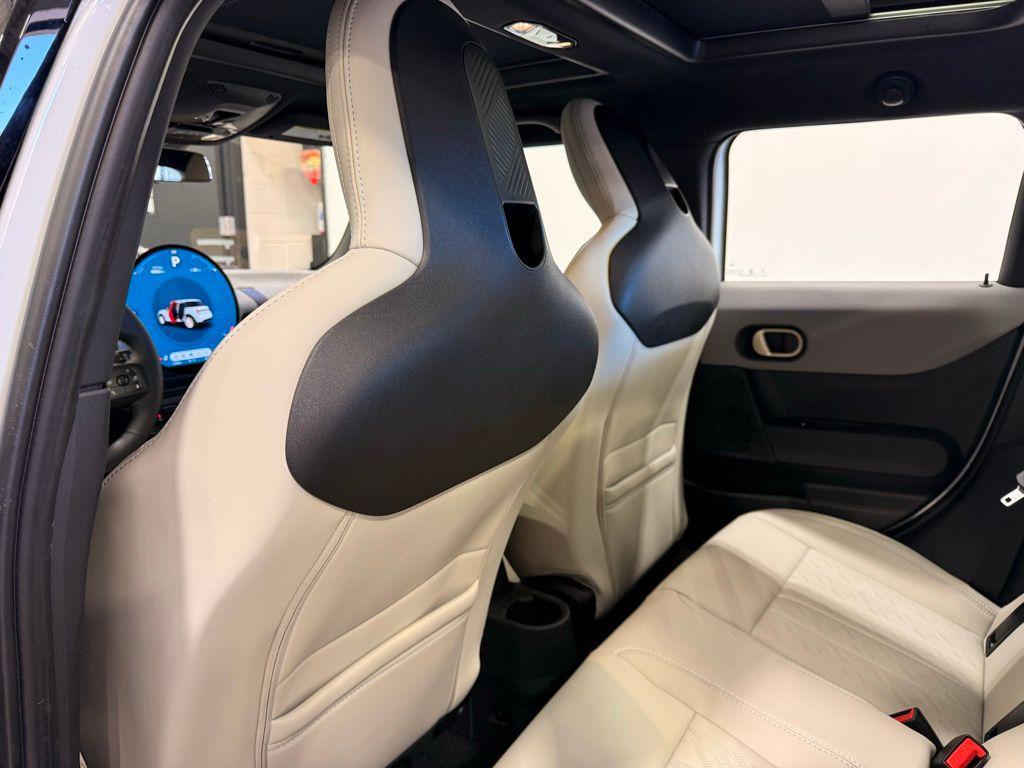 new 2025 MINI Hardtop car, priced at $37,110