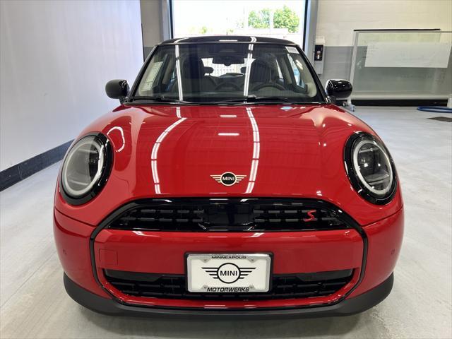 used 2025 MINI Hardtop car, priced at $32,245