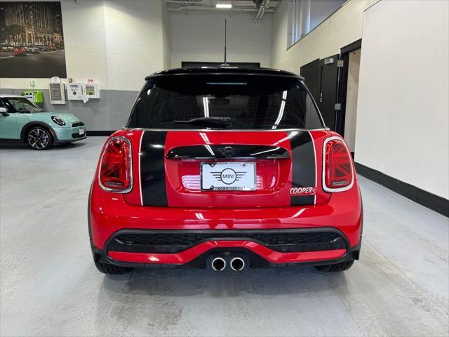 used 2023 MINI Hardtop car, priced at $27,600