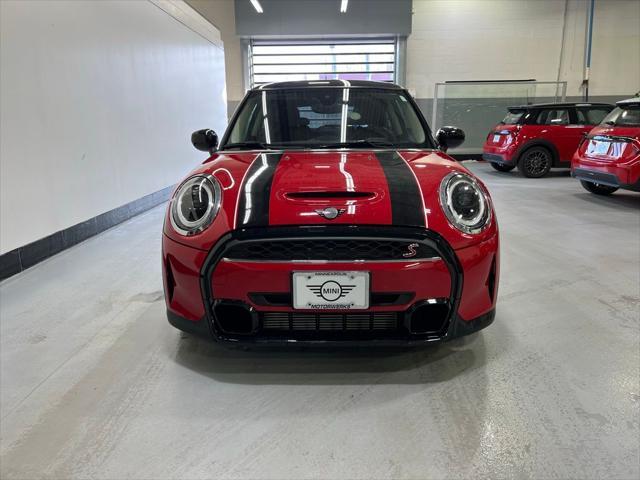 used 2023 MINI Hardtop car, priced at $27,600