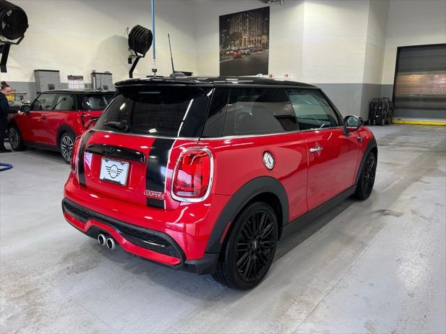 used 2023 MINI Hardtop car, priced at $27,600