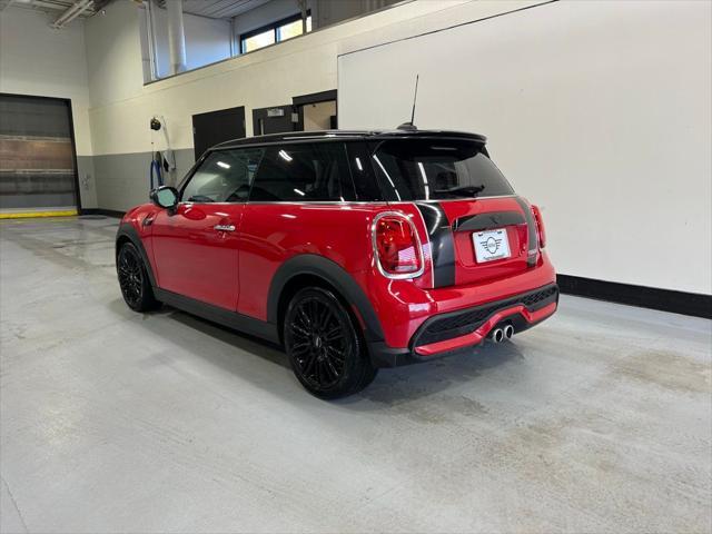 used 2023 MINI Hardtop car, priced at $27,600