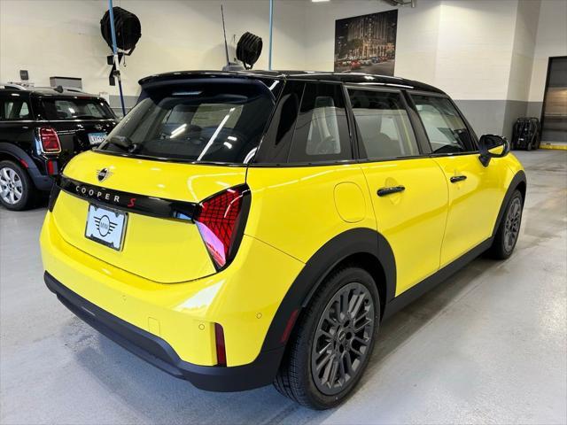 new 2025 MINI Hardtop car, priced at $36,895