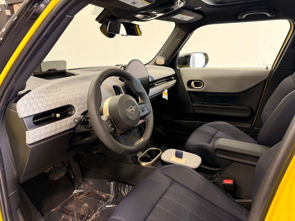 used 2025 MINI Hardtop car, priced at $40,130