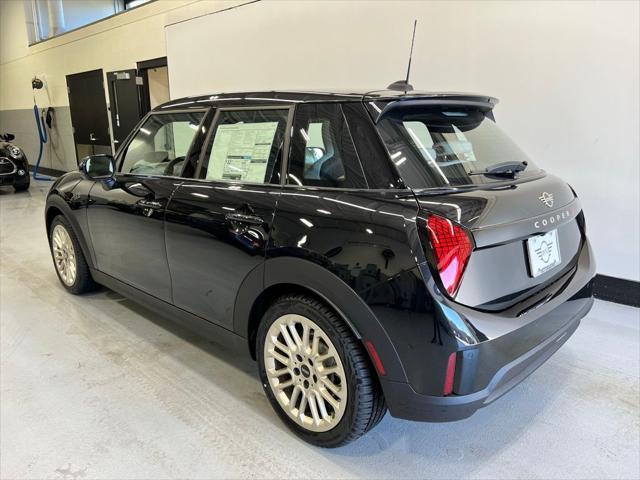 new 2025 MINI Hardtop car, priced at $36,595