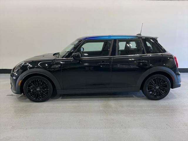 used 2022 MINI Hardtop car, priced at $26,499