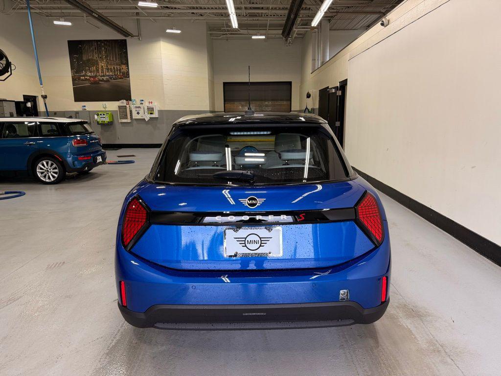 new 2025 MINI Hardtop car, priced at $37,230