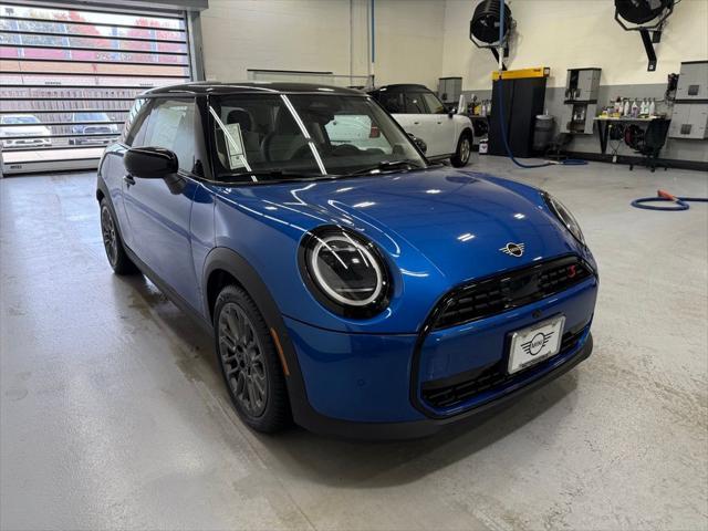 new 2025 MINI Hardtop car, priced at $37,295