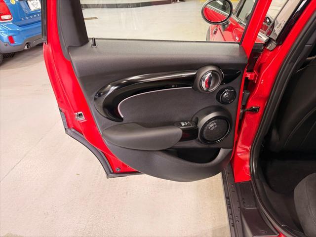used 2024 MINI Hardtop car, priced at $29,999