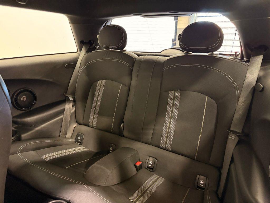 used 2022 MINI Hardtop car, priced at $25,999