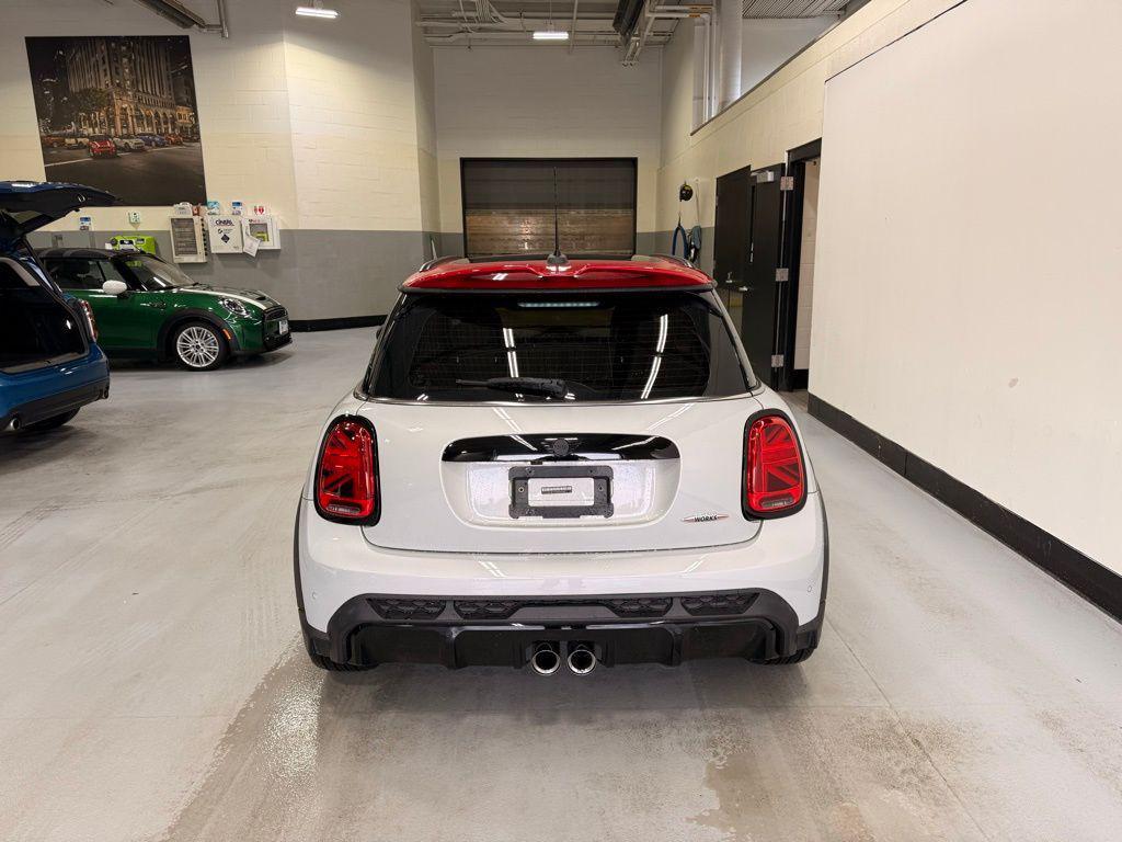 used 2022 MINI Hardtop car, priced at $25,999