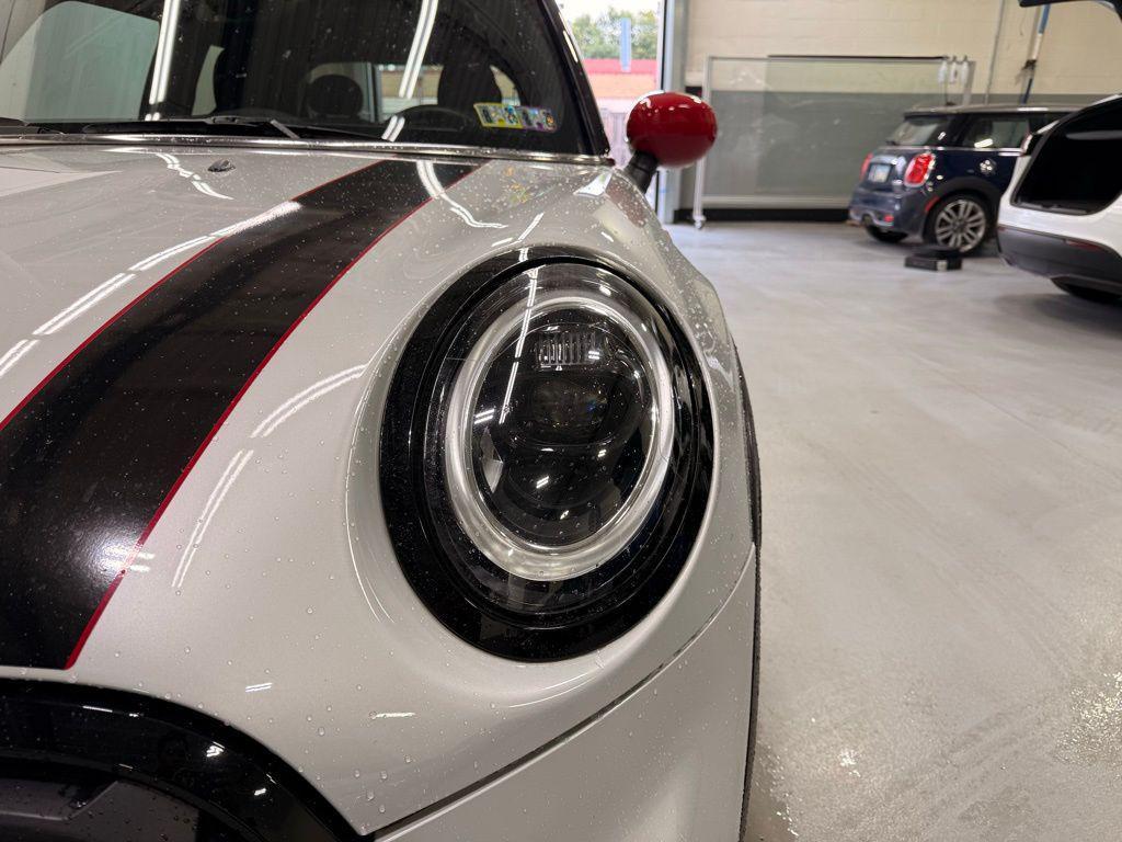 used 2022 MINI Hardtop car, priced at $25,999