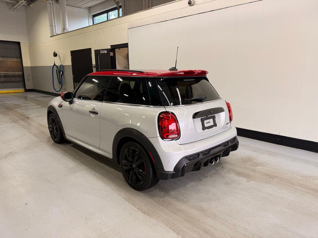 used 2022 MINI Hardtop car, priced at $25,999
