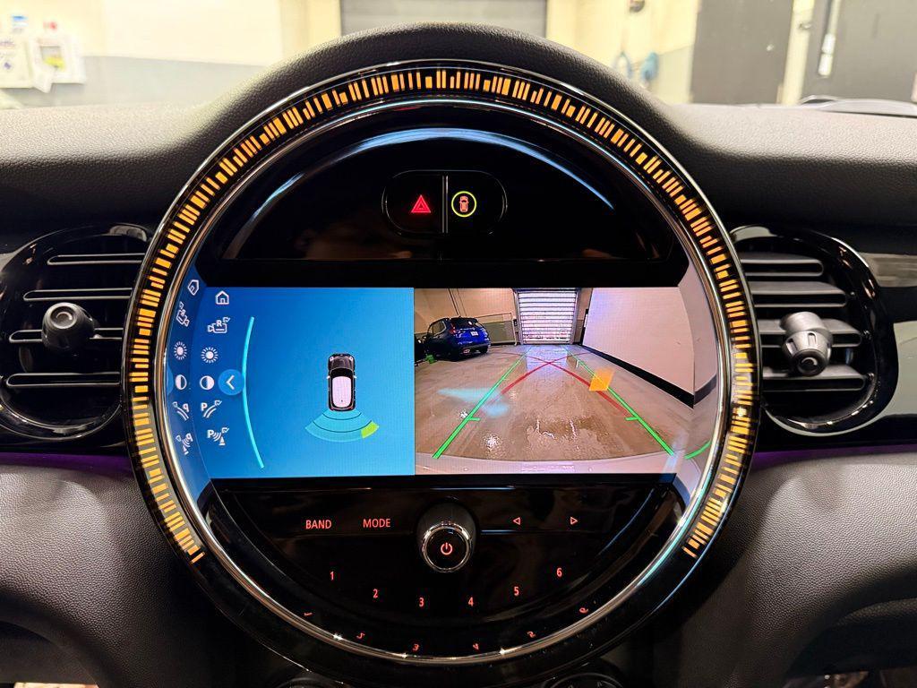 used 2022 MINI Hardtop car, priced at $25,999