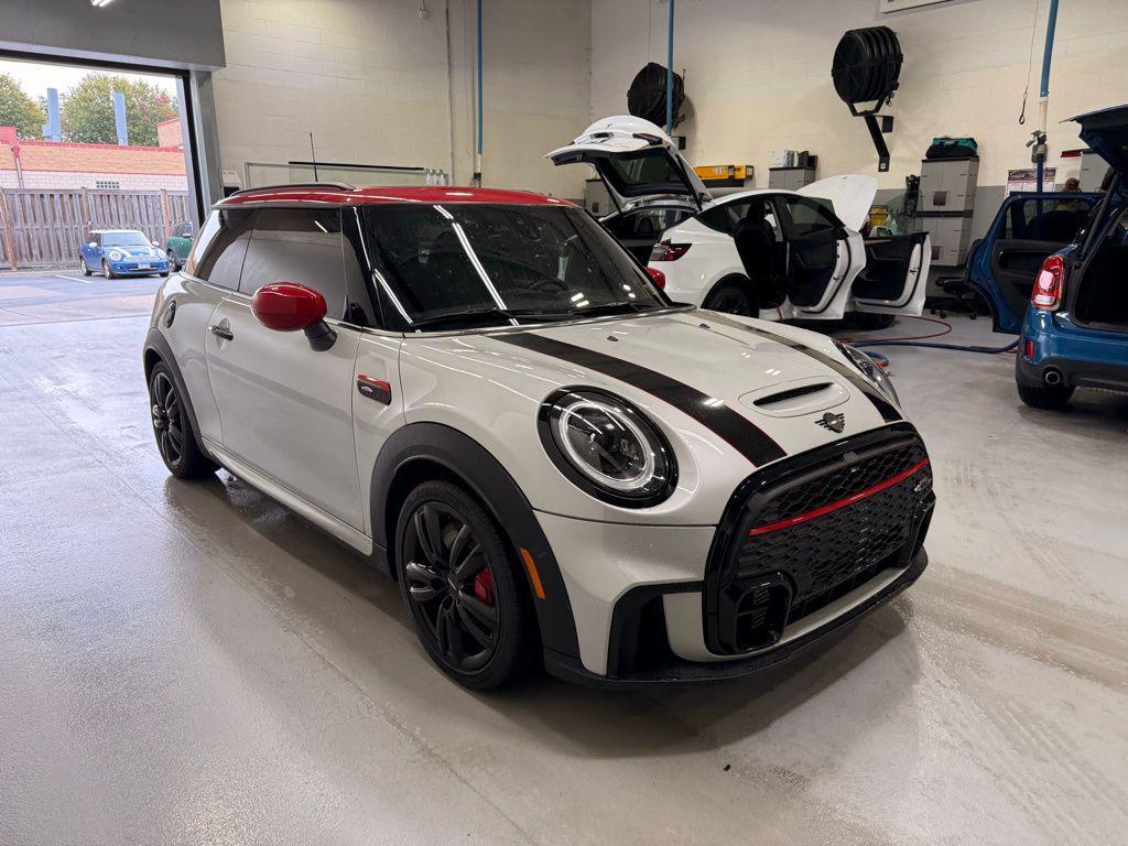 used 2022 MINI Hardtop car, priced at $25,999