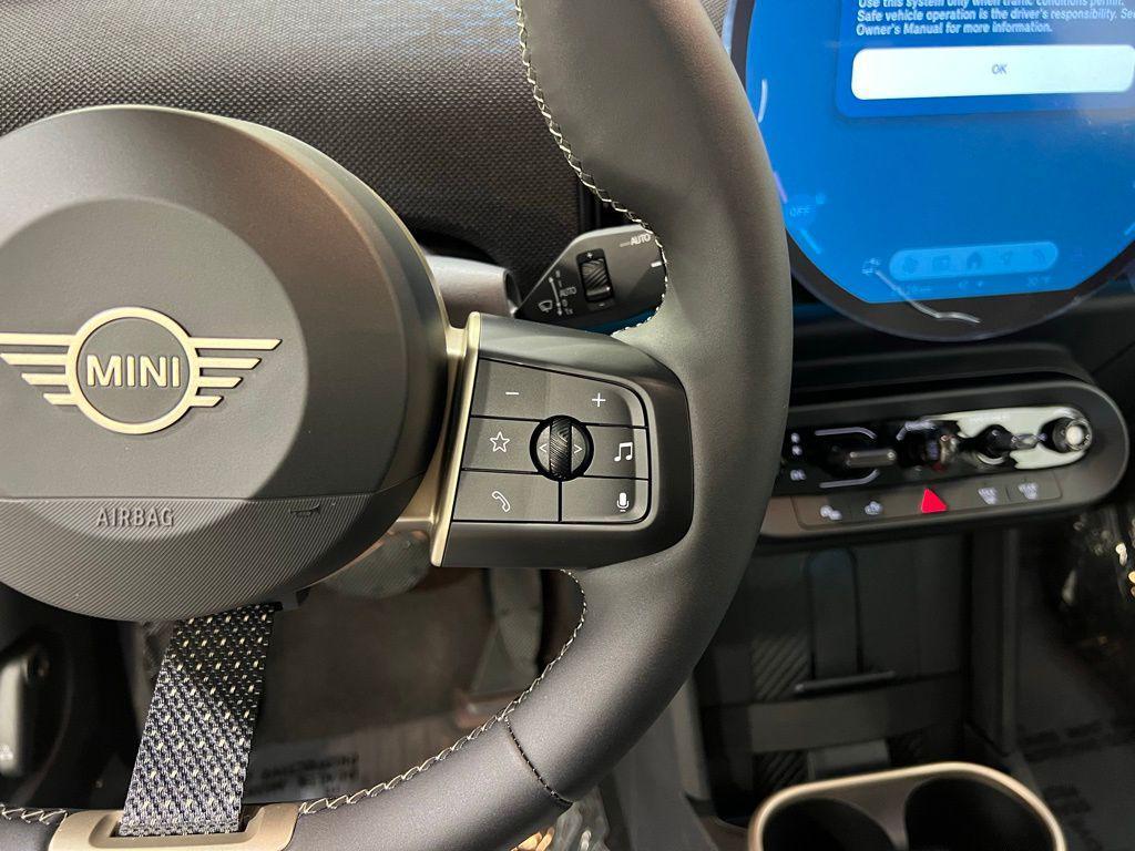 used 2025 MINI Hardtop car, priced at $36,755