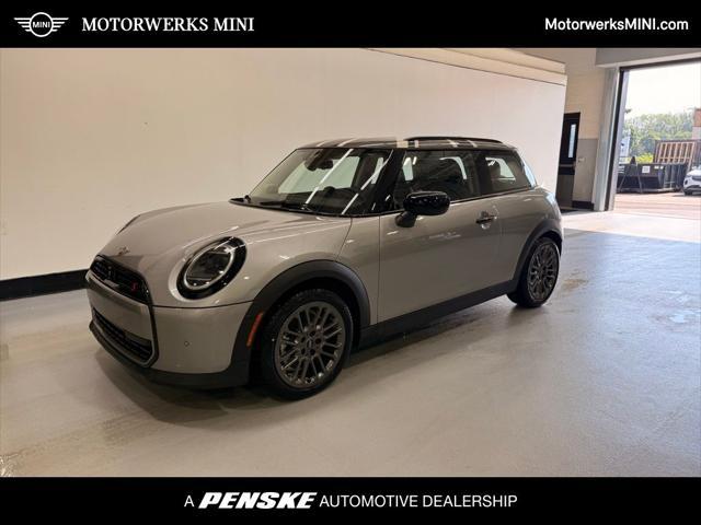 new 2025 MINI Hardtop car