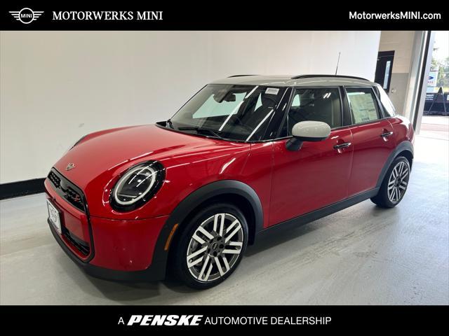 used 2025 MINI Hardtop car, priced at $38,545