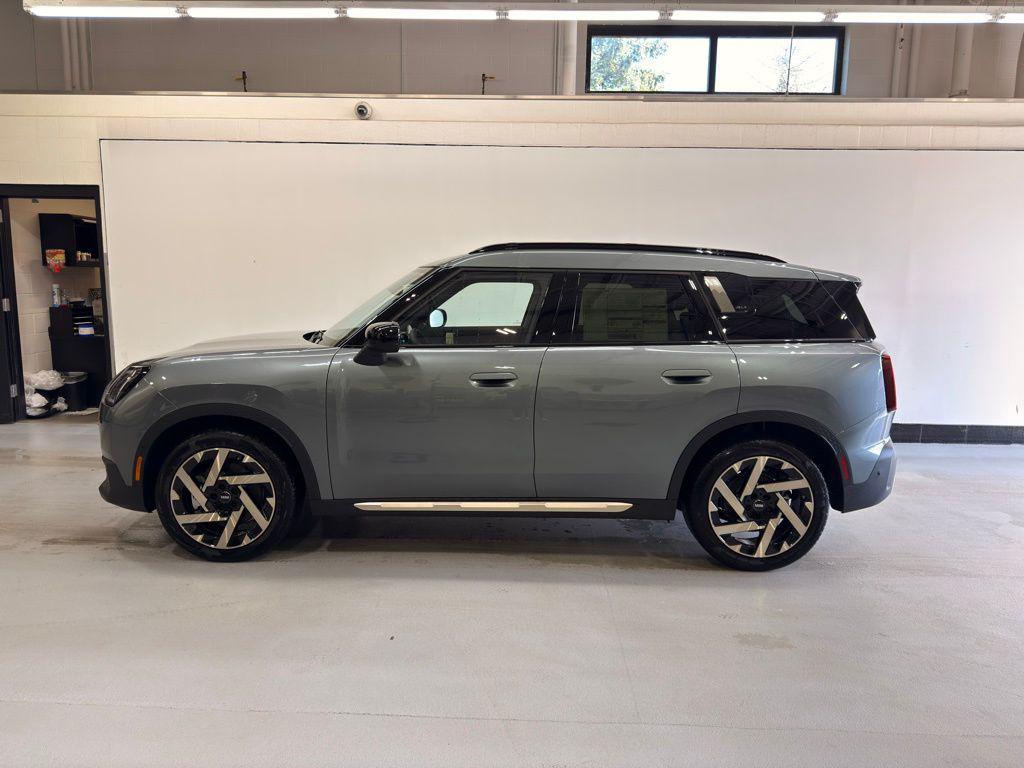 new 2025 MINI Countryman car, priced at $45,660