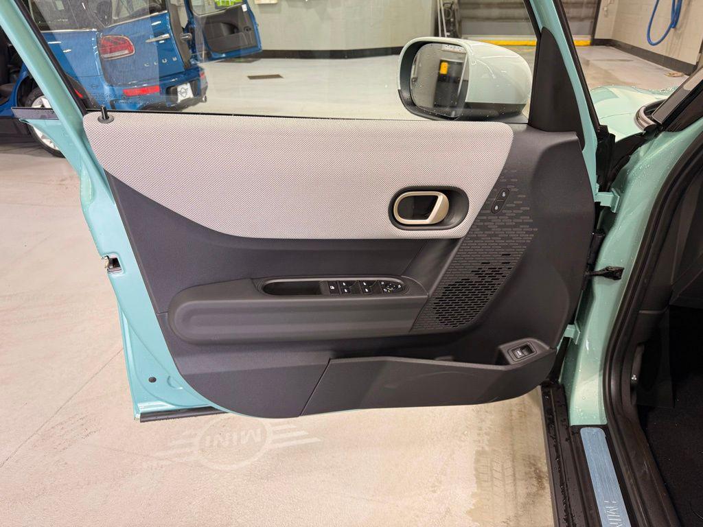 new 2025 MINI Hardtop car, priced at $39,630