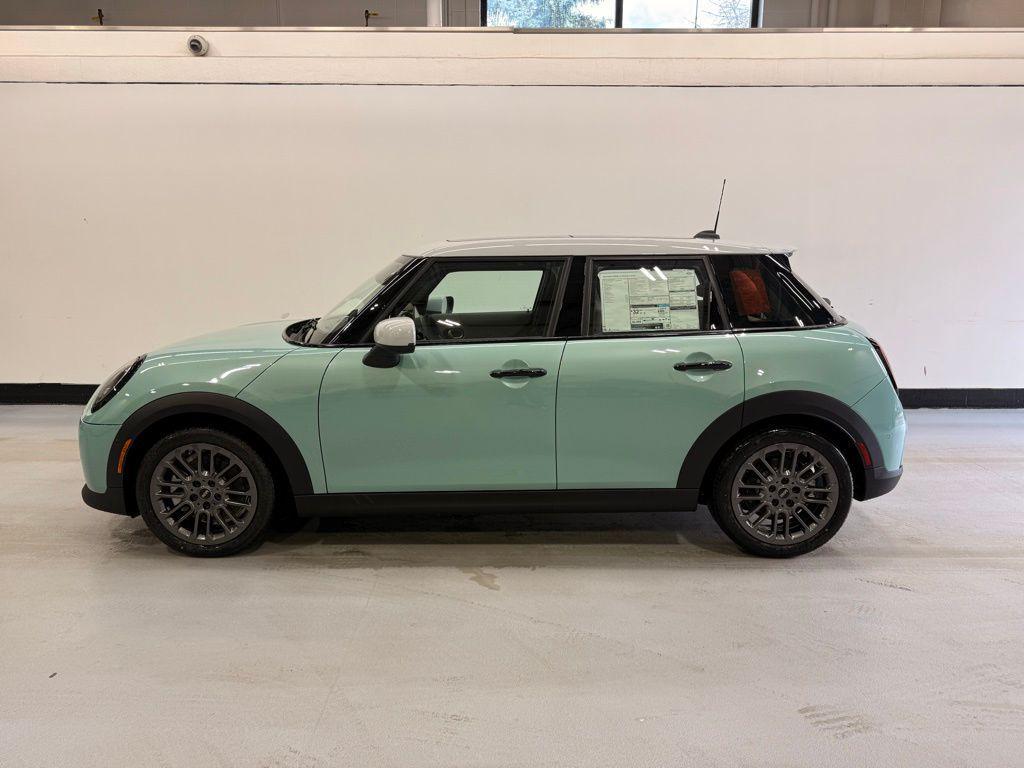 new 2025 MINI Hardtop car, priced at $39,630