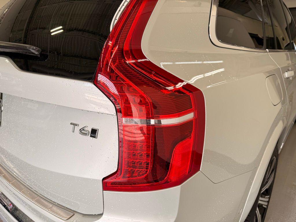 used 2022 Volvo XC90 car, priced at $43,497