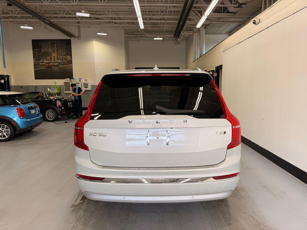 used 2022 Volvo XC90 car, priced at $43,497