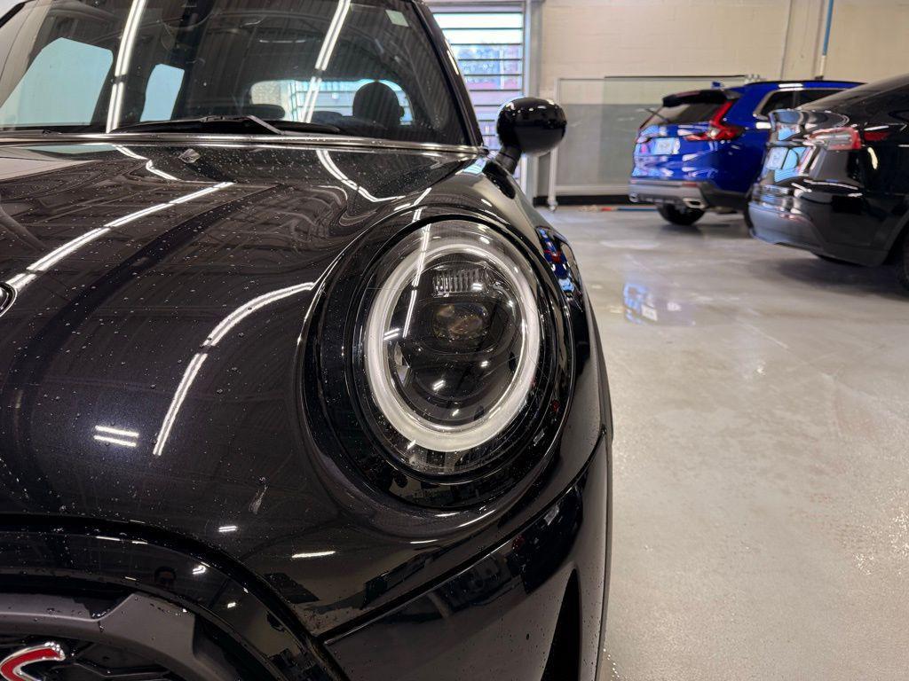 used 2023 MINI Hardtop car, priced at $26,999