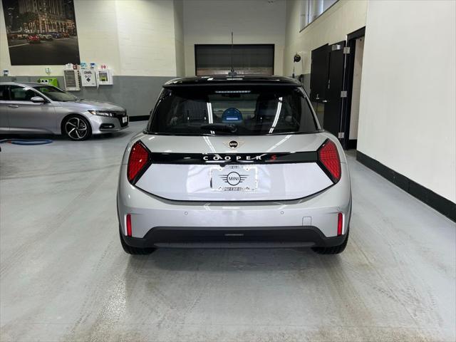 new 2025 MINI Hardtop car, priced at $38,630