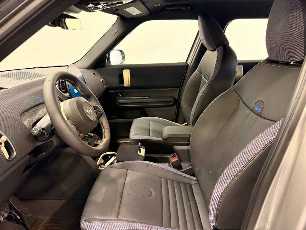 new 2025 MINI Countryman car, priced at $41,675