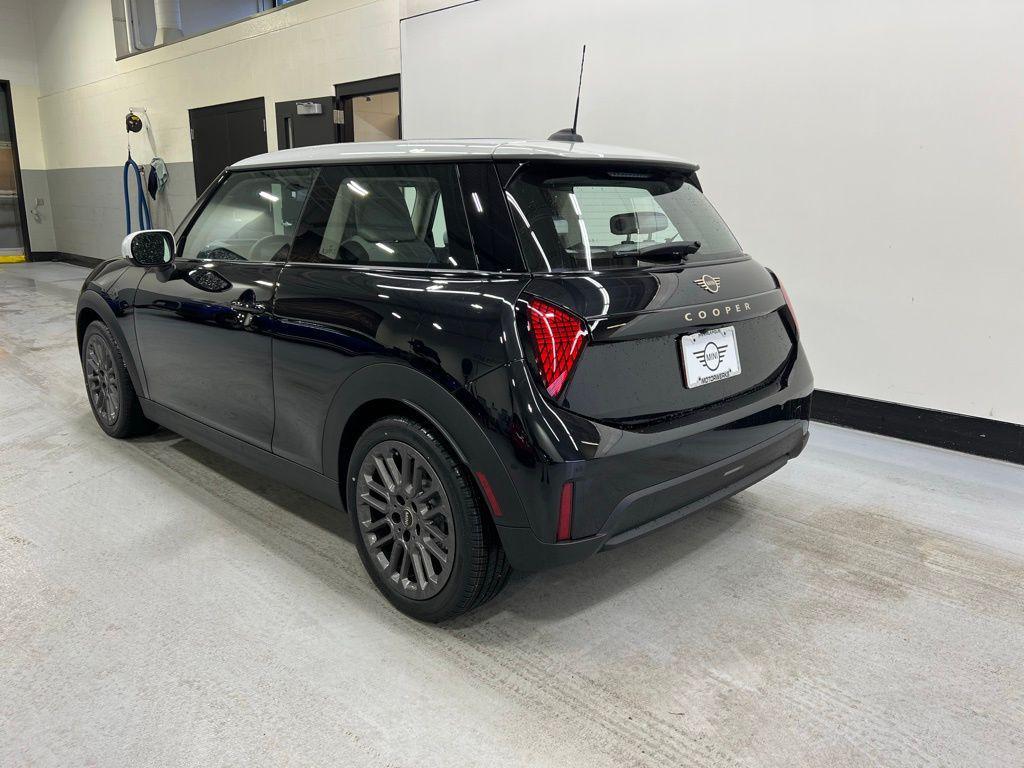 used 2025 MINI Hardtop car