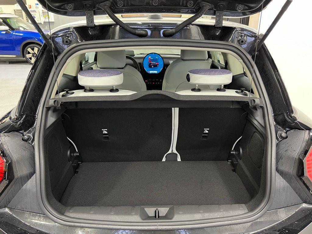 used 2025 MINI Hardtop car
