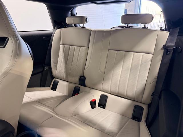 new 2025 MINI Hardtop car, priced at $33,685