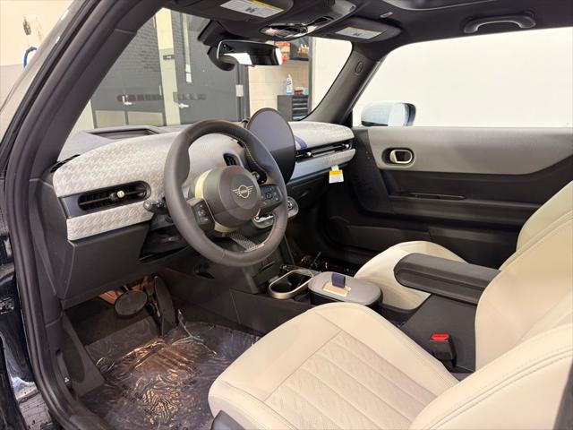 new 2025 MINI Hardtop car, priced at $33,685