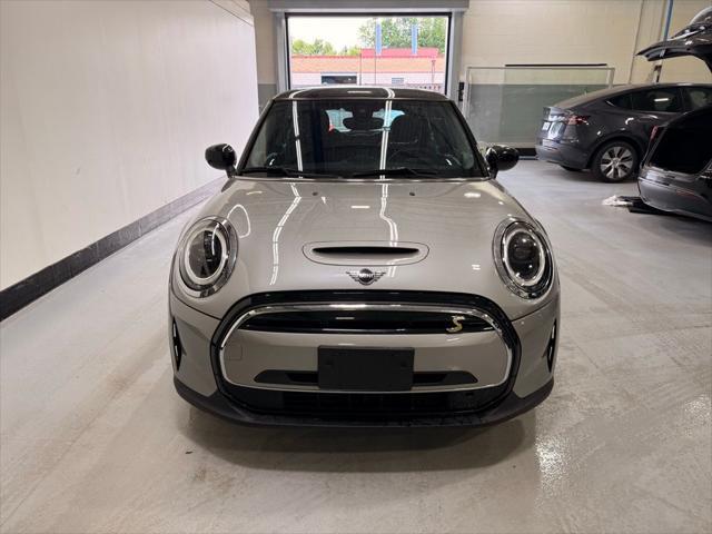 used 2024 MINI Hardtop car, priced at $26,999