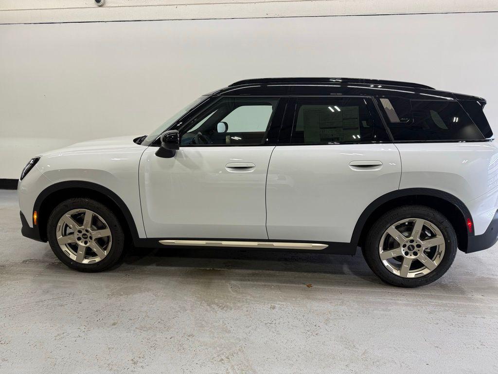 used 2025 MINI Countryman car, priced at $36,999