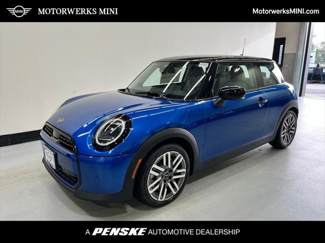 new 2025 MINI Hardtop car, priced at $33,495