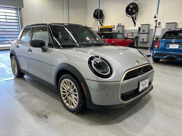 new 2025 MINI Hardtop car, priced at $37,605