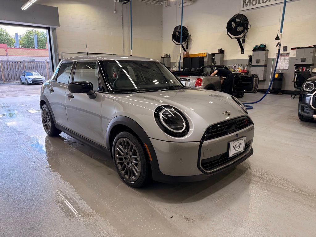 new 2025 MINI Hardtop car, priced at $38,560